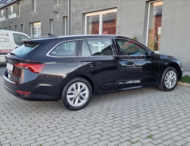 Škoda Octavia 11