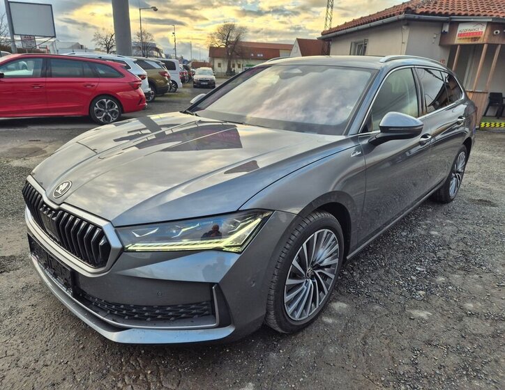 Škoda Superb Kombi 2,0 l 142 kw