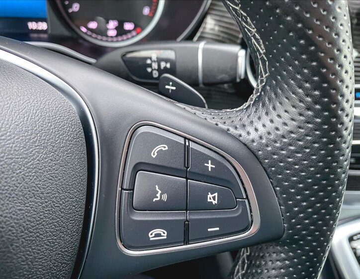 Mercedes-Benz Třídy V MPV 2,0 l 176 kw