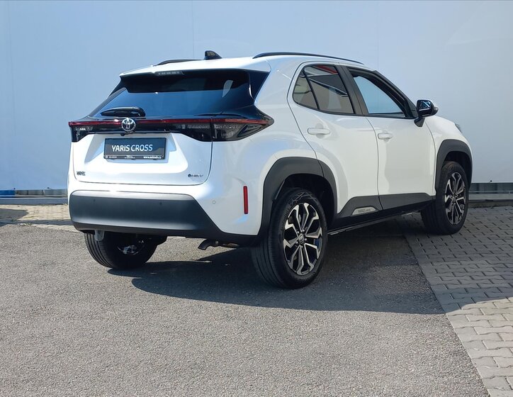 Toyota Yaris Cross SUV / Terénní 1,5 l 68 kw