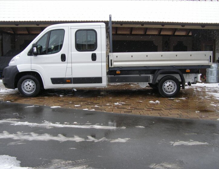Peugeot Boxer Valník 2,2 l 88 kw
