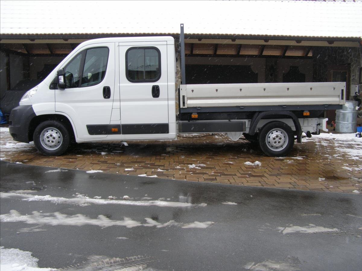 Peugeot Boxer Valník 2,2 l 88 kw