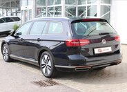 Volkswagen Passat Sedan / Limuzína 1,4 l 115 kw