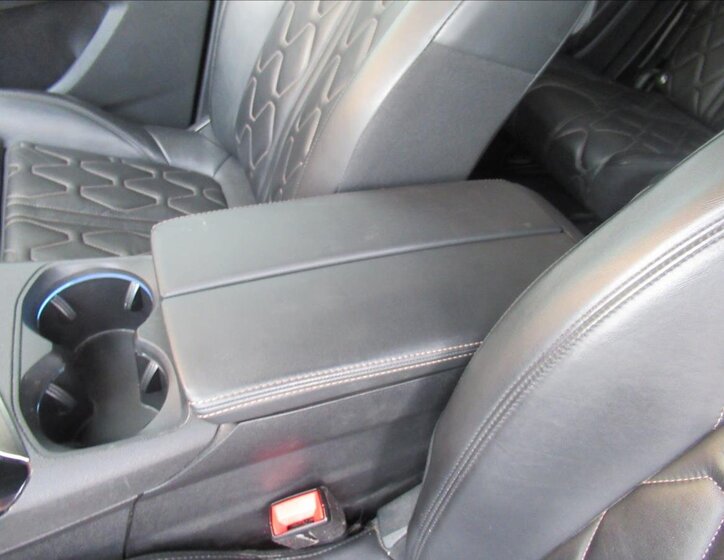 Peugeot 5008 Kombi 2,0 l 130 kw