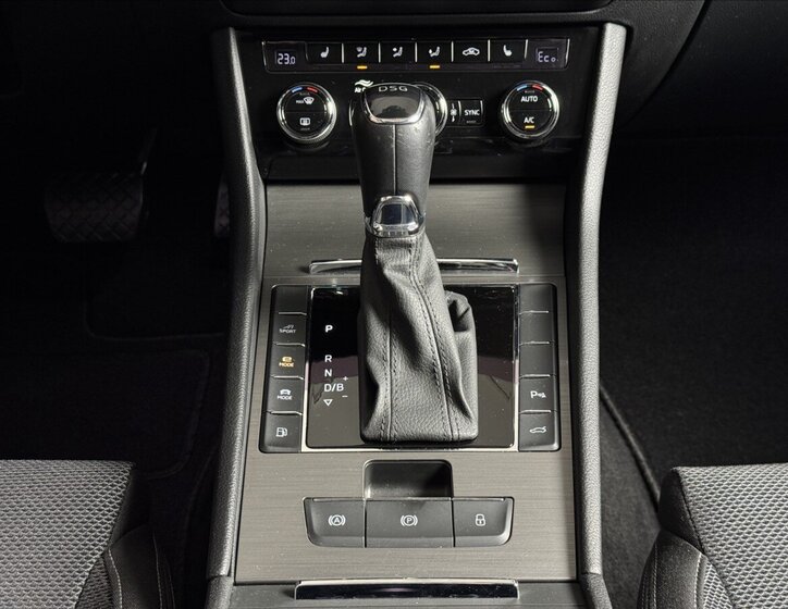 Škoda Superb Kombi 1,4 l 160 kw