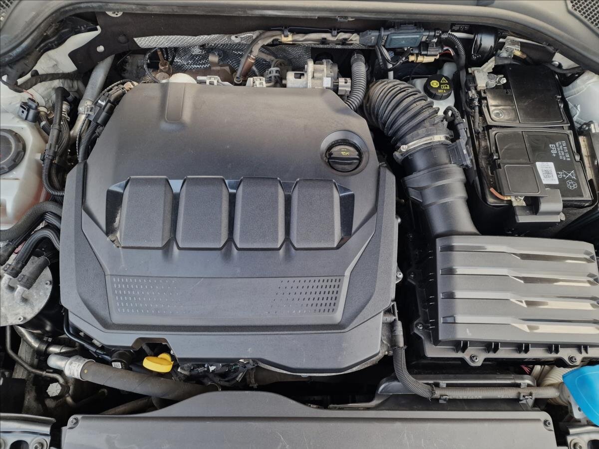 Škoda Octavia Kombi 2,0 l 85 kw