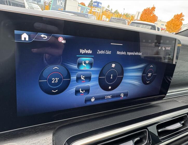 Mercedes-Benz Třídy V 21