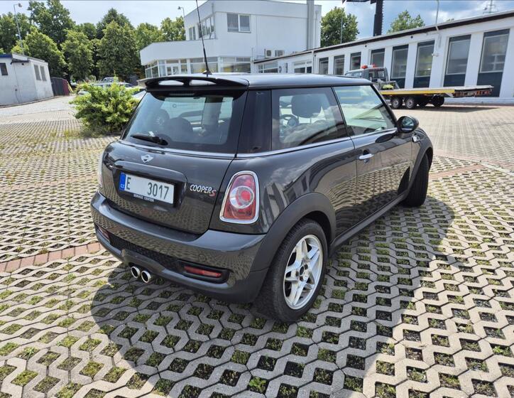Mini Cooper S 4