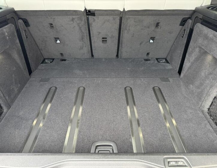 BMW X5 SUV / Terénní 3,0 l 250 kw