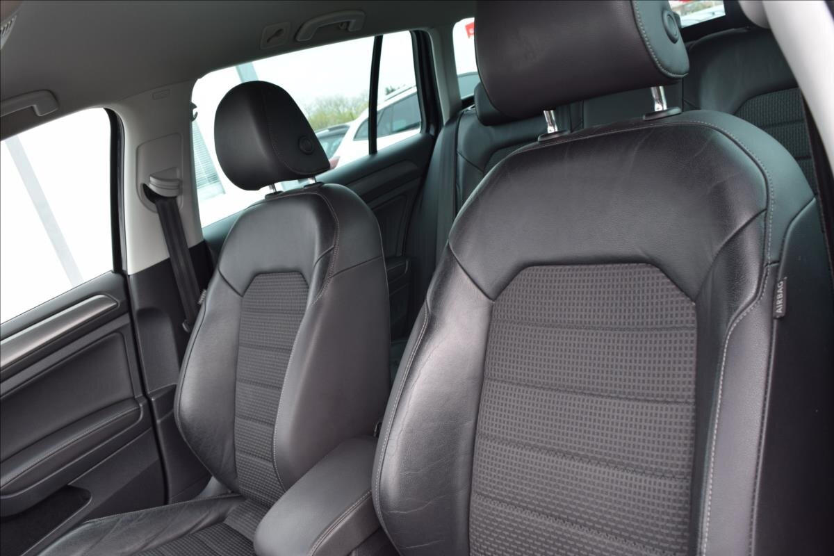 Volkswagen Golf Kombi 1,4 l 90 kw