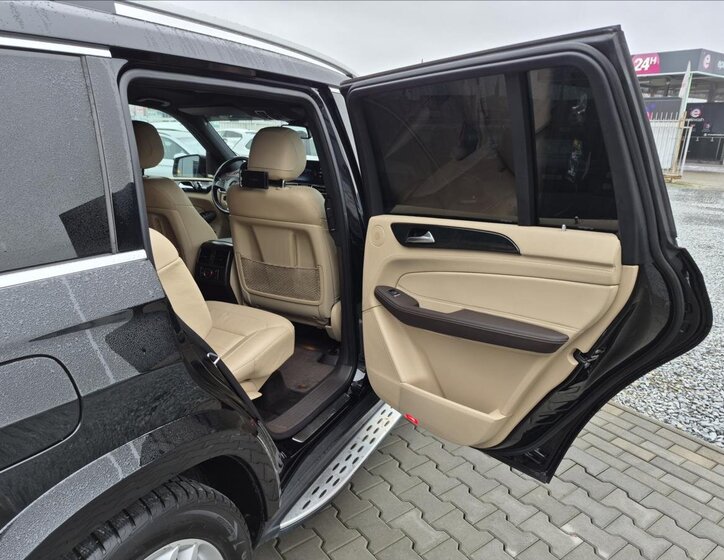 Mercedes-Benz GLS SUV / Terénní 3,0 l 190 kw