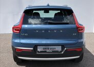 Volvo XC40 8