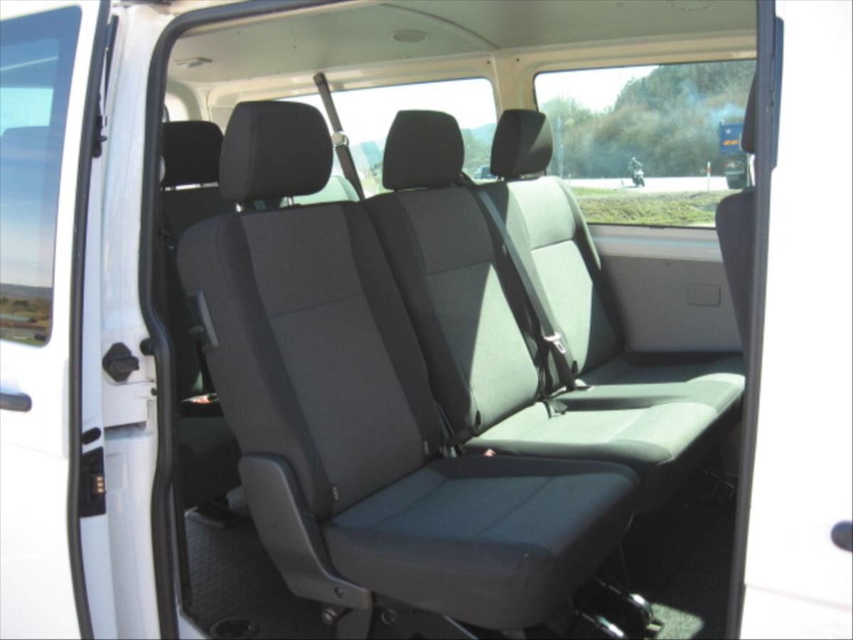 Volkswagen Transporter Kombi 2,0 l 110 kw