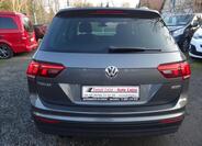Volkswagen Tiguan 8