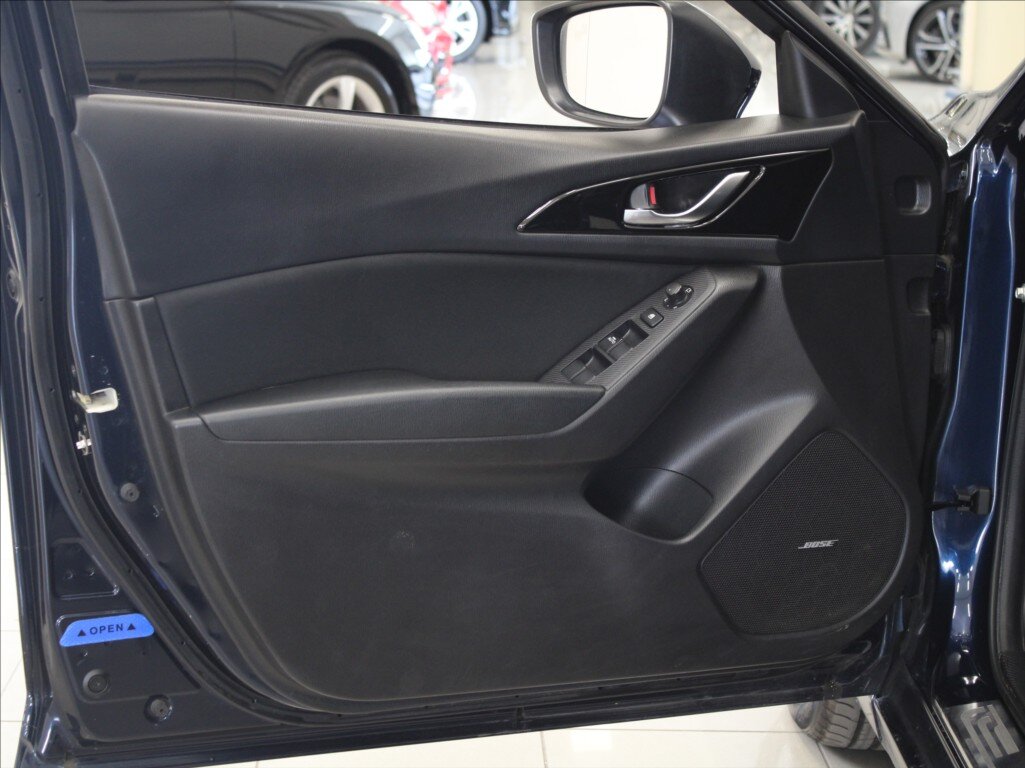 Mazda 3 Hatchback 2,0 l 121 kw