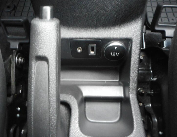 Ford EcoSport SUV / Terénní 1,5 l 82 kw