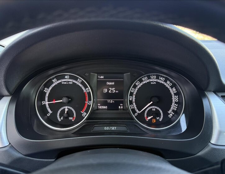 Škoda Rapid Sedan 999,0 81 kw