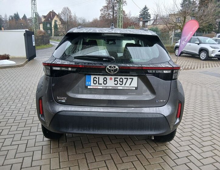 Toyota Yaris Cross SUV 1,5 l 68 kw