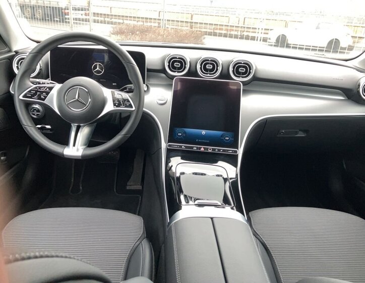 Mercedes-Benz Třídy C Kombi 2,0 l 120 kw