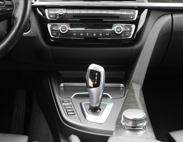 BMW Řada 4 Ostatní 2,0 l 185 kw