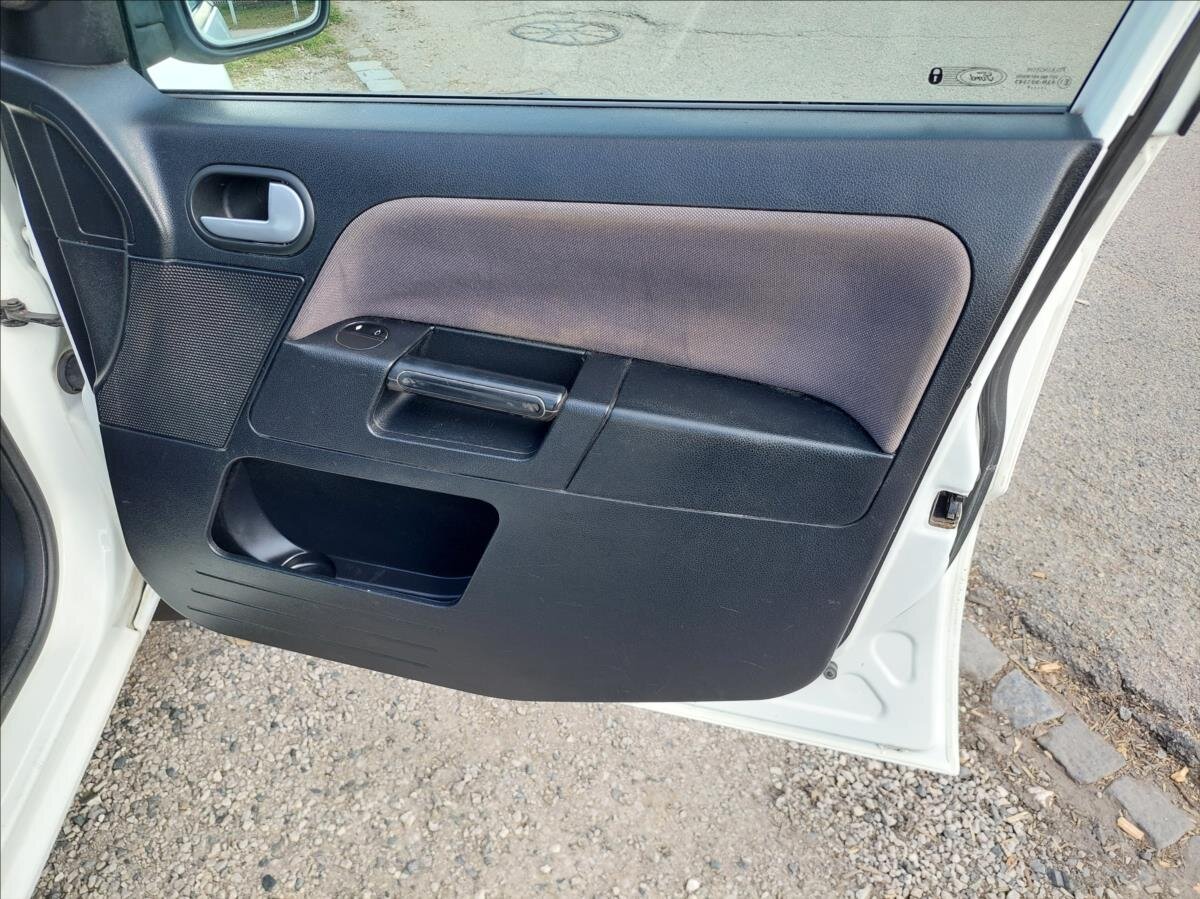 Ford Fusion Hatchback 1,4 l 59 kw