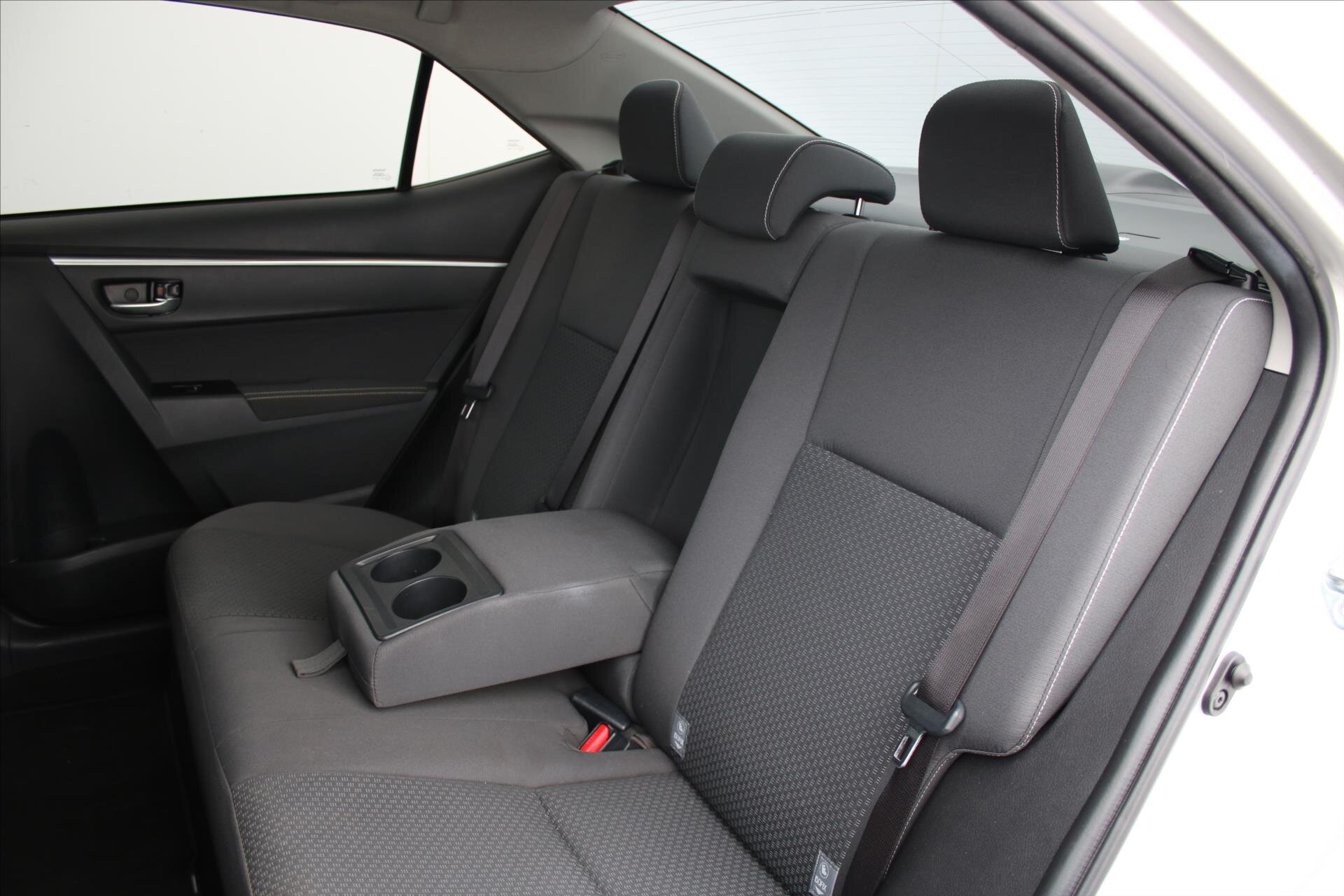 Toyota Corolla Sedan 1,6 l 97 kw