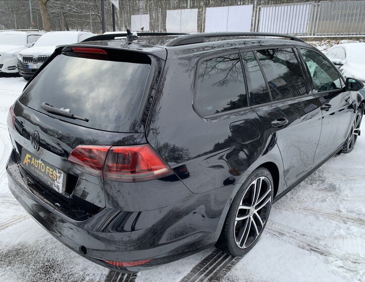 Volkswagen Golf Kombi 2,0 l 135 kw