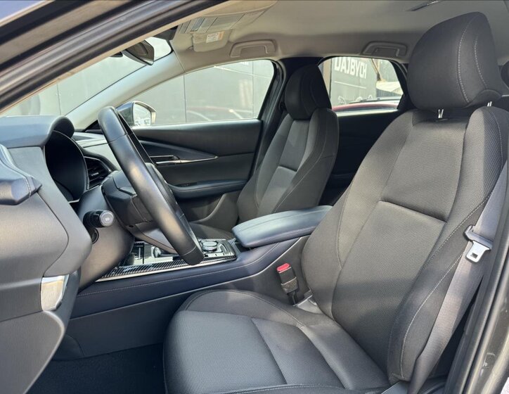 Mazda CX-30 CUV / Crossover 2,0 l 90 kw