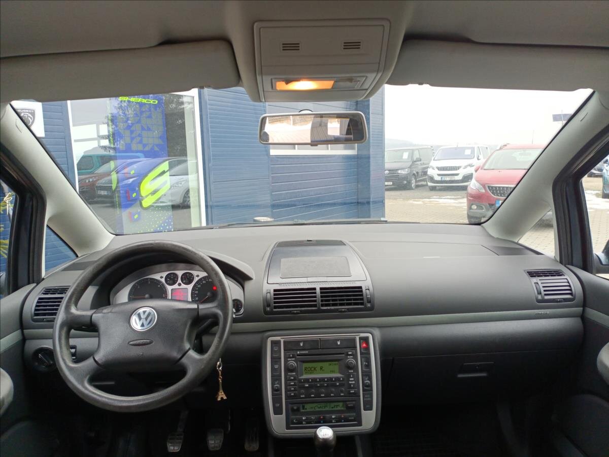 Volkswagen Sharan MPV 2,0 l 103 kw