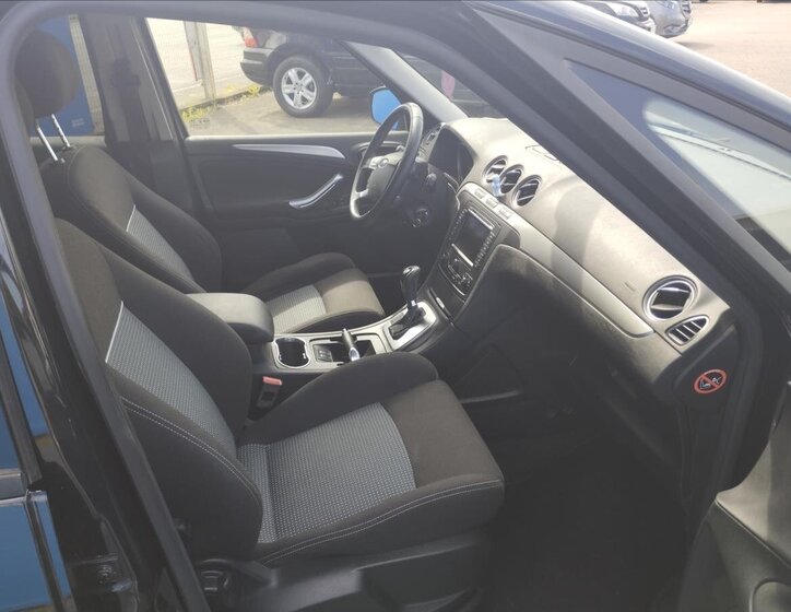 Ford S-MAX MPV 2,0 l 103 kw