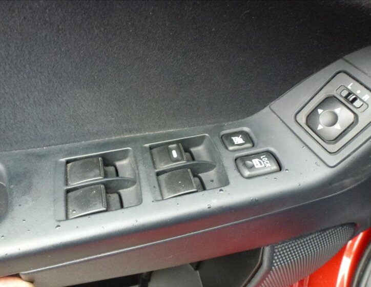 Mitsubishi Lancer Hatchback 2,0 l 217 kw