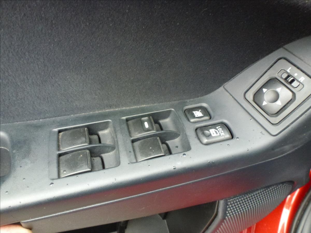 Mitsubishi Lancer Hatchback 2,0 l 217 kw