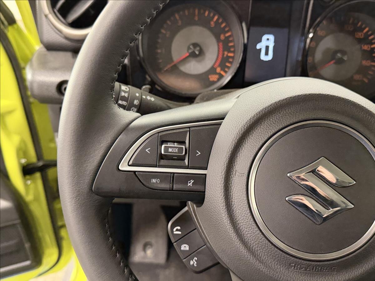 Suzuki Jimny SUV 1,5 l 75 kw