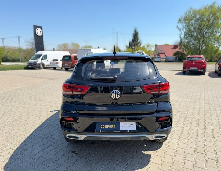 MG ZS SUV / Terénní 1,5 l 78 kw
