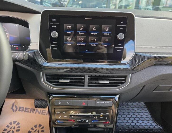 Volkswagen T-Cross SUV 999,0 85 kw