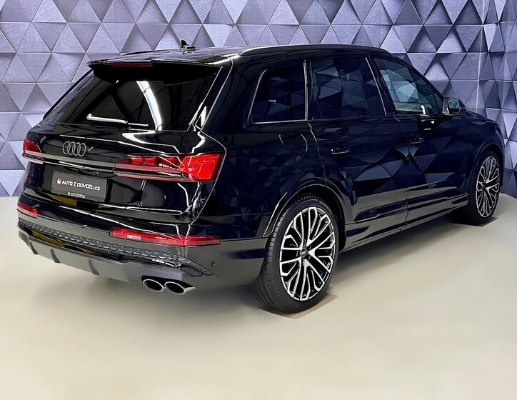 Audi SQ7 SUV / Terénní 4,0 l 373 kw