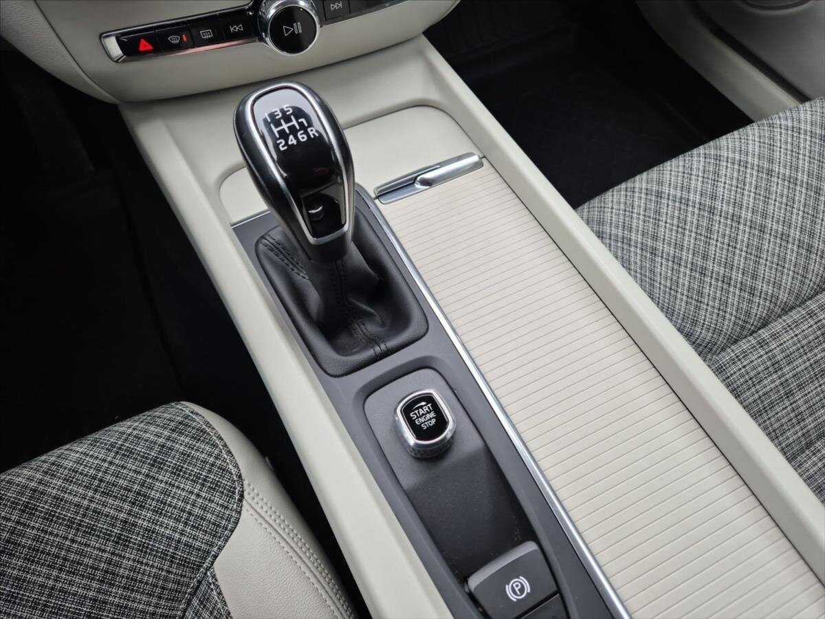 Volvo V60 Kombi 2,0 l 110 kw