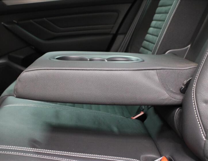 Volkswagen Passat 30