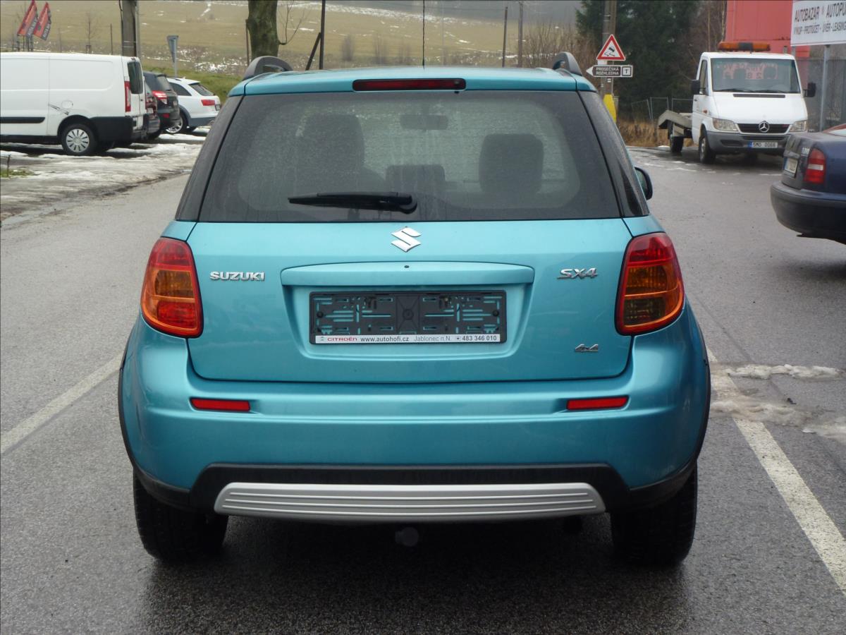 Suzuki SX4