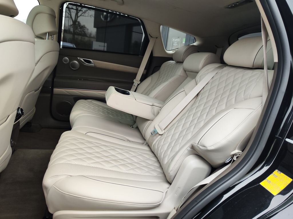 Ostatní Ostatní SUV 3,5 l 279 kw