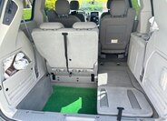 Chrysler Town & Country 7