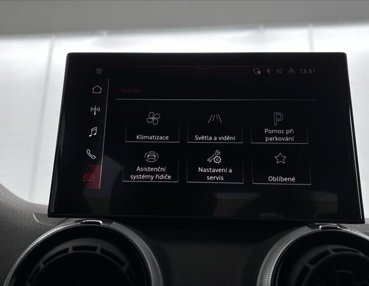 Audi Q2 SUV / Terénní 1,5 l 110 kw