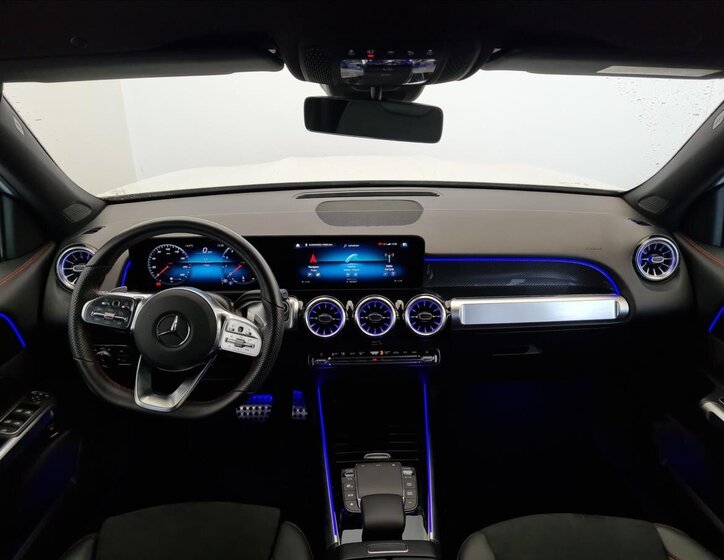 Mercedes-Benz GLB 13