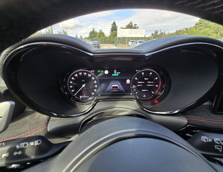Alfa Romeo Tonale SUV / Terénní 1,5 l 117 kw