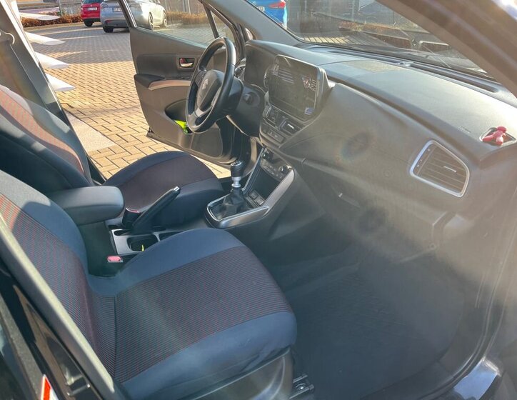 Suzuki S-Cross 18