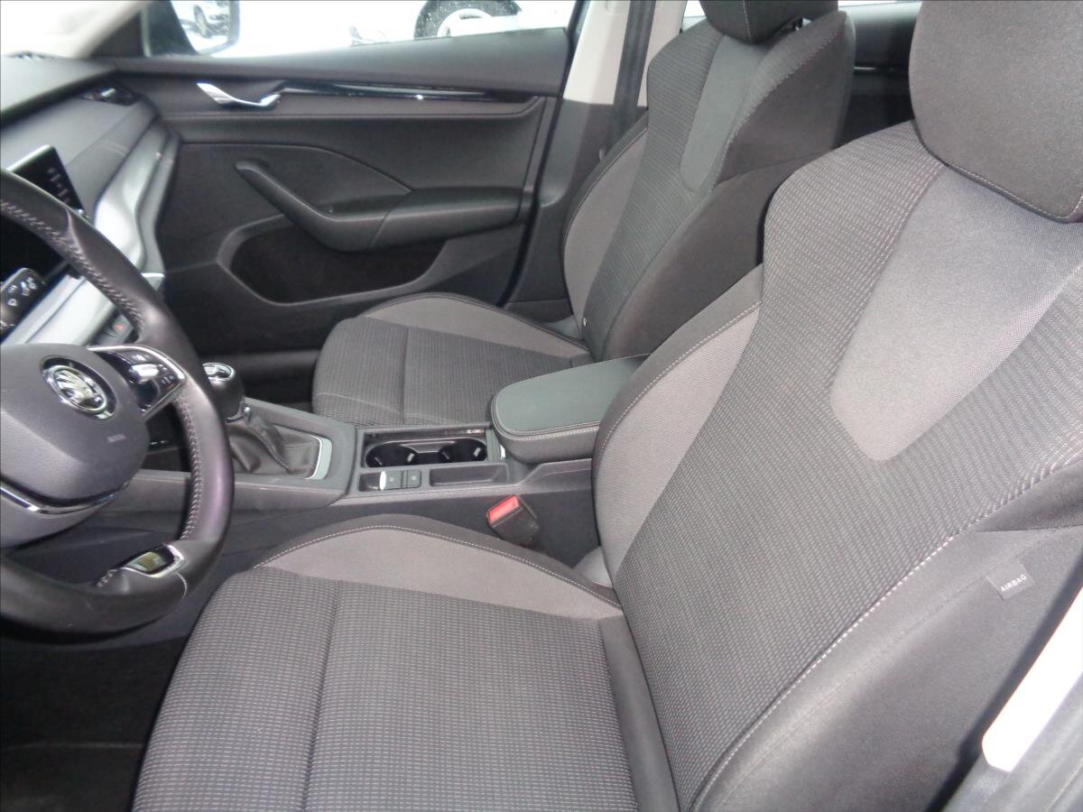 Škoda Octavia Sedan / Limuzína 1,5 l 110 kw