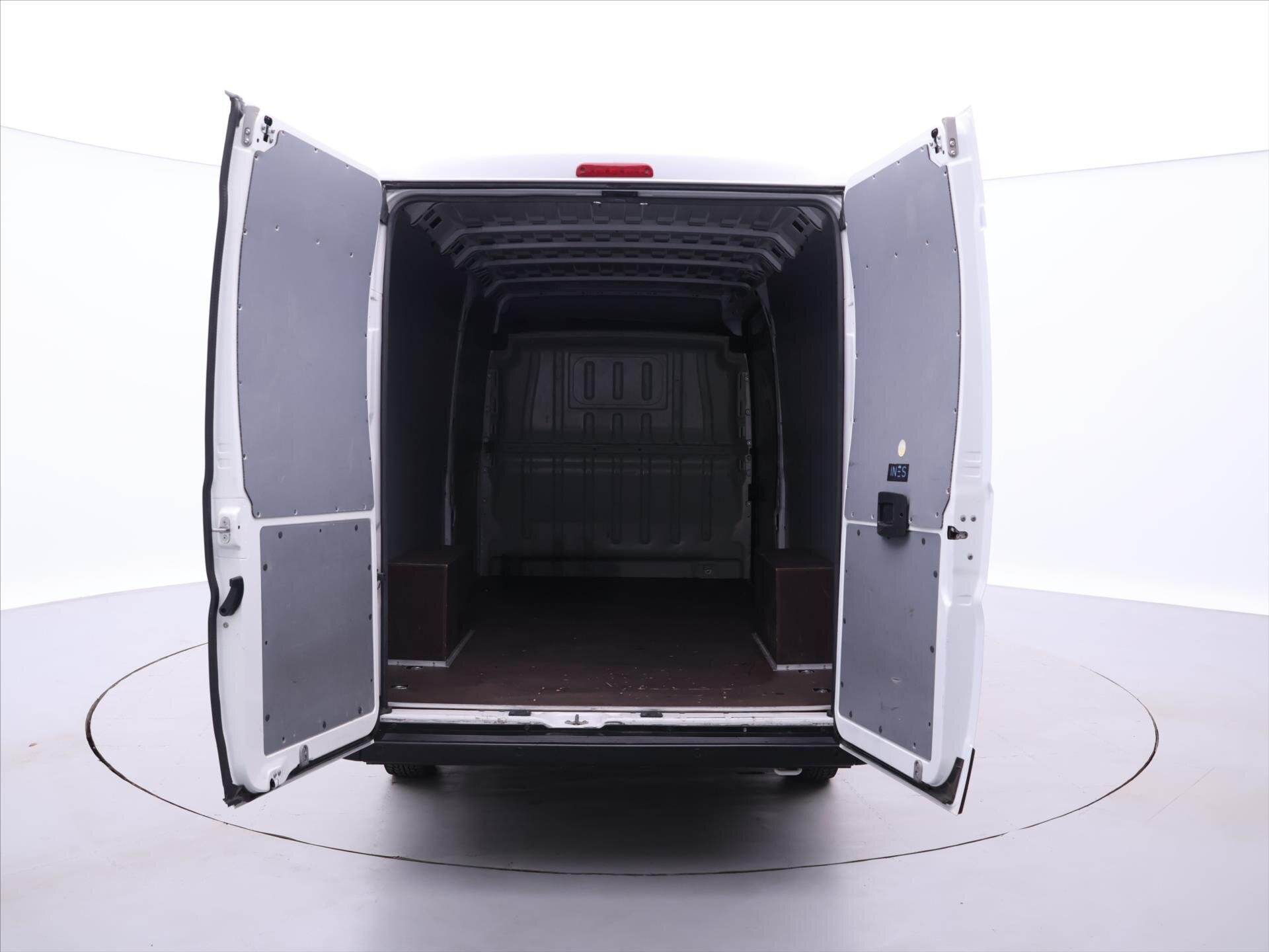 Peugeot Boxer Skříň 2,2 l 121 kw