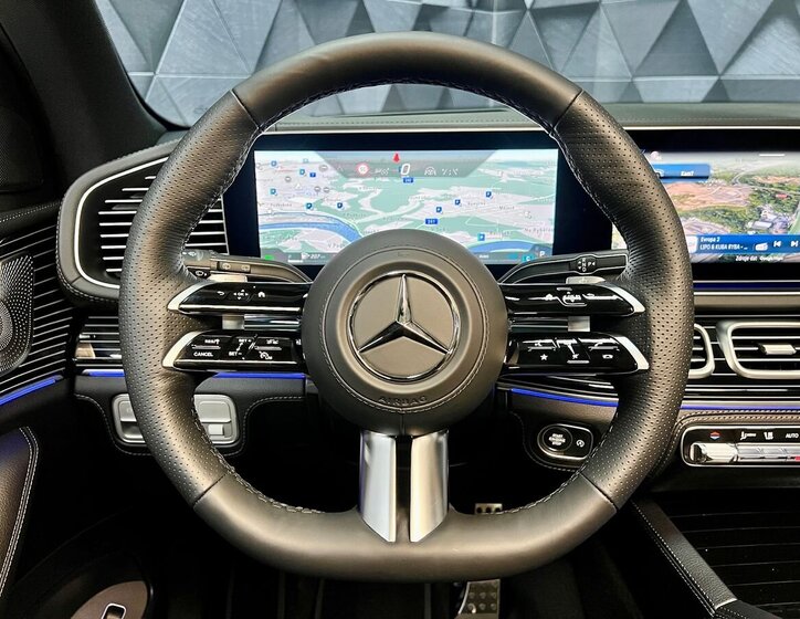 Mercedes-Benz GLS SUV 3,0 l 280 kw