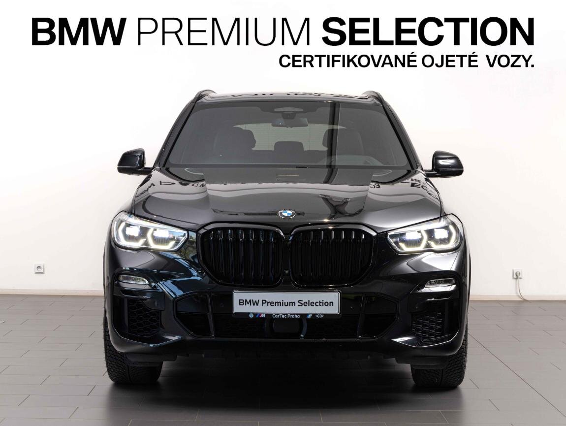 BMW X5 SUV / Terénní 4,4 l 390 kw