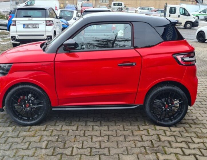 Ligier JS 50 Hatchback 0,0 6 kw